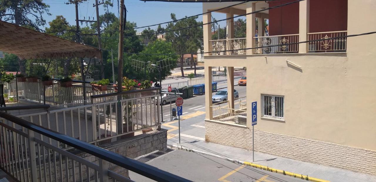 The George Apartments Nea Kallikrateia Εξωτερικό φωτογραφία